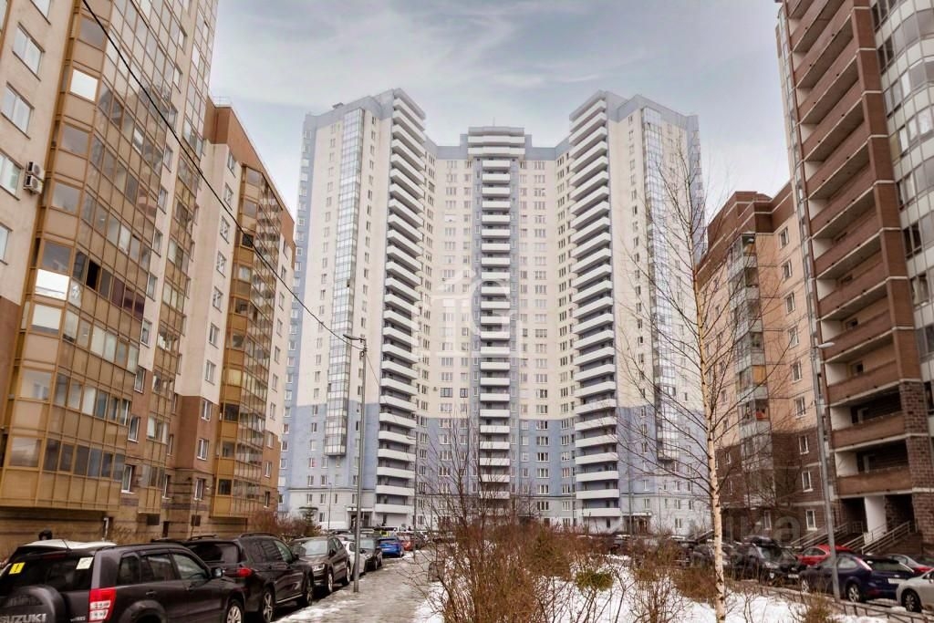 1-комнатная квартира в Приморском районе, рядом с метро. 41,9 м²