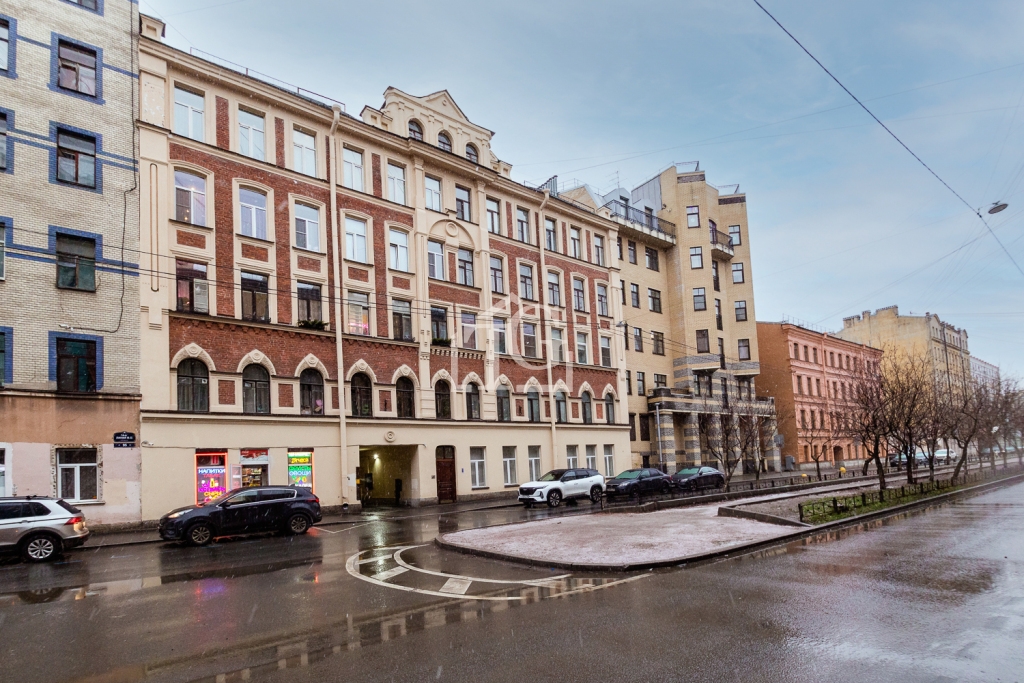 3-комнатная квартира на Васильевском острове Вариант во вторичке для тех,
